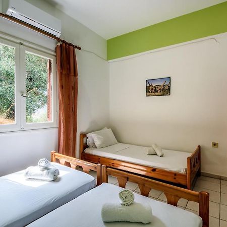 Ferienwohnung Antonis Studio Sfinárion Exterior foto